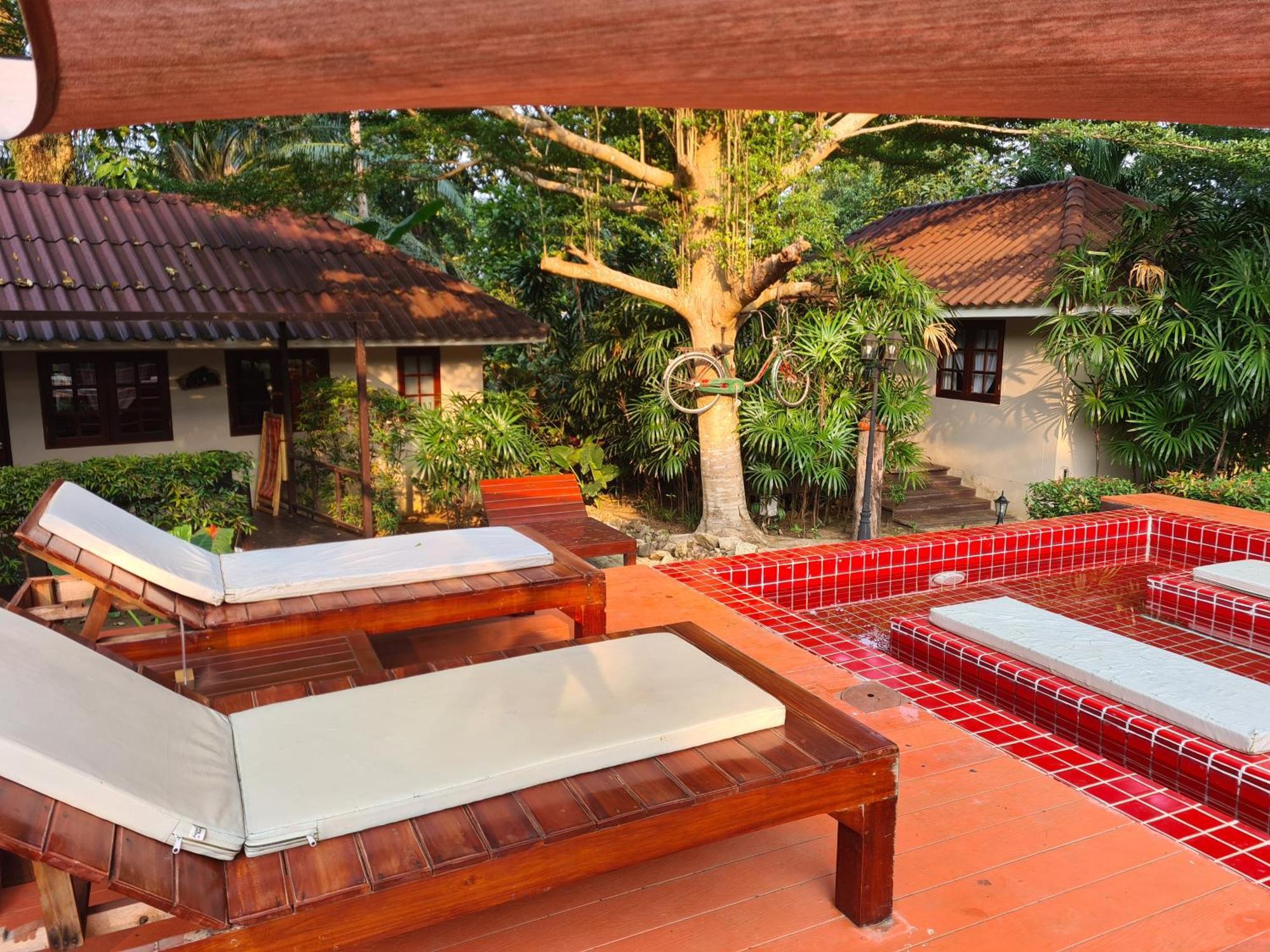 Red Moon Hideaway Hotel Koh Chang Exterior foto